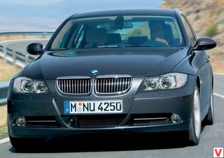 BMW E90 2005 год