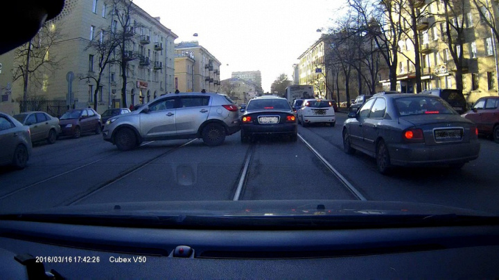 Вчера отдел потерпевшему видео