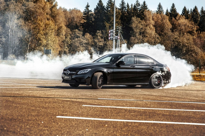 Mercedes-AMG C 63 и С 45 4MATIC: пристегните ремни! 