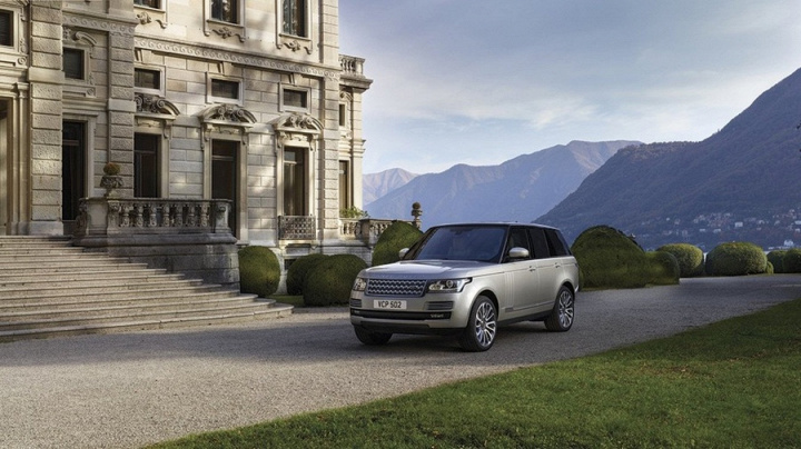 Range Rover от 5 940 000 рублей!