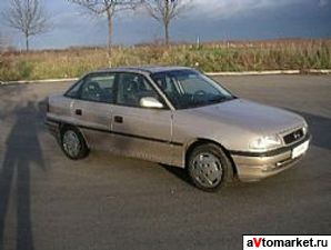 Opel седан фуруши 1997