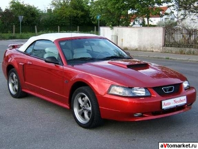Ford Mustang Cabriolet 2004