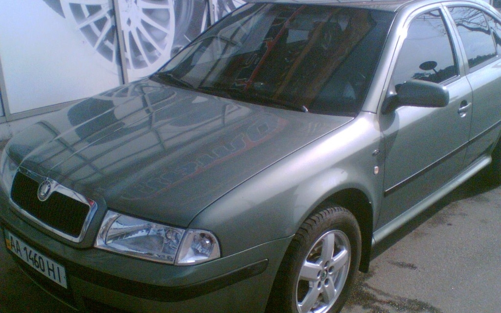 Купить Шкоду Октавия 2001 Года
