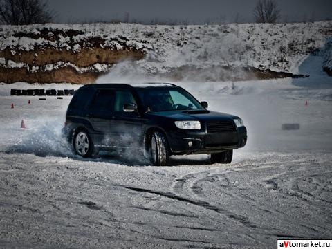 Subaru Forester 2.5 XT.