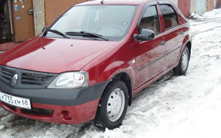 Старый солдат RENAULT SR в строю!