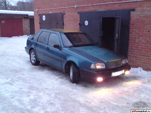 Вольво 440 B-20F.