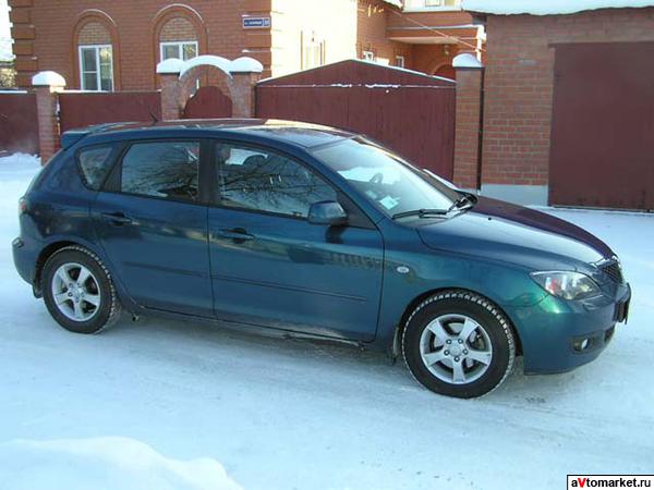 Mazda 3.