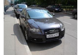 Audi A3.