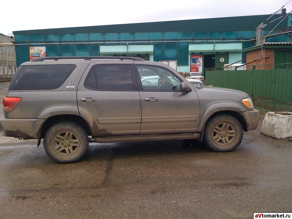 Toyota Sequoia II.