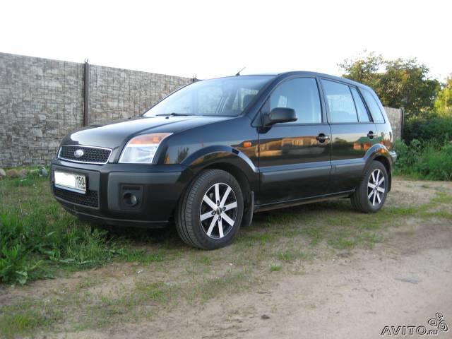 Чёрный Ford Fusion на литье