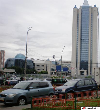 Один из лучших автомобилей для города.