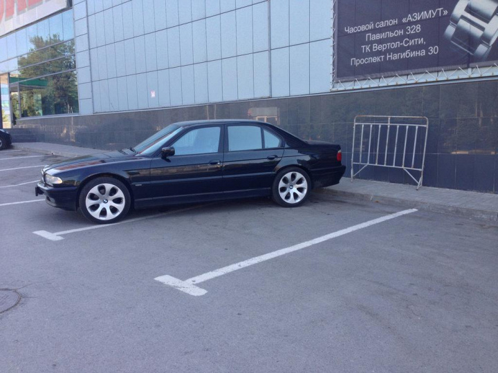 Мой отзыв о BMW 740 в кузове е38 4.4 с МКПП !!!!!