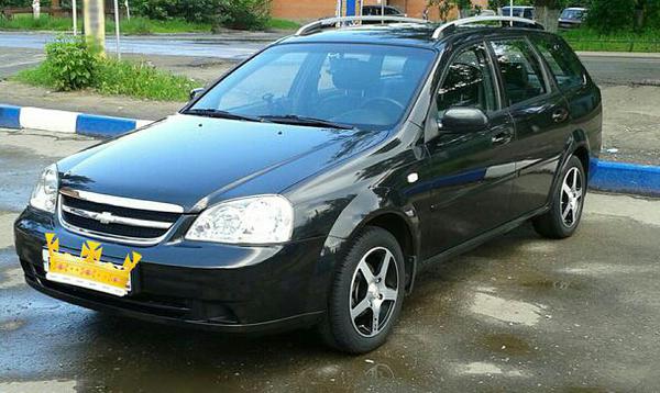 Chevrolet Lacetti 1.6i (2009 г.в.).