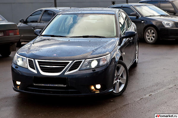 Saab 9-3.
