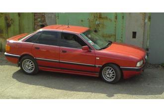 Audi 90.