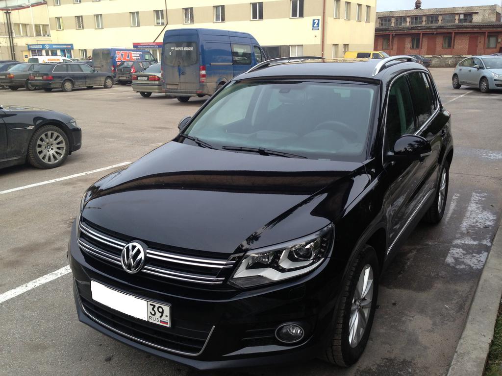 Volkswagen Tiguan Рі РІ 2012
