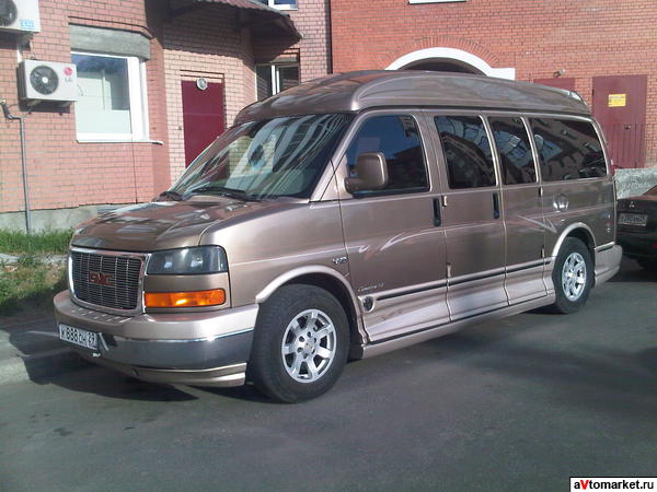 GMC Savana