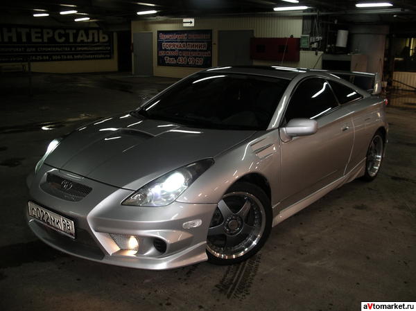 Toyota Celica 1.8 VVTL-i T Sport.