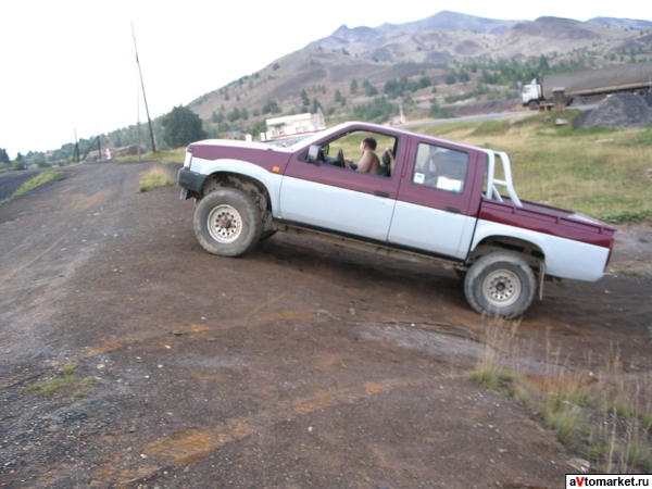 Nissan Datsun Pickup Double Cab