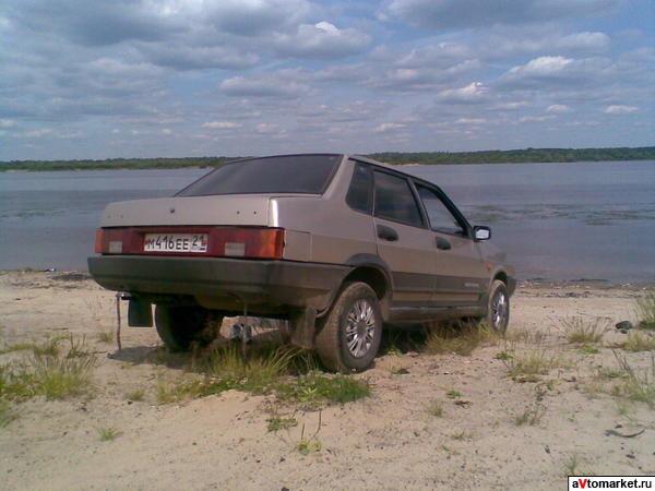 ВАЗ-21099.