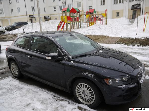 Volvo C30.