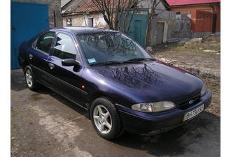 Ford Mondeo 1.8i