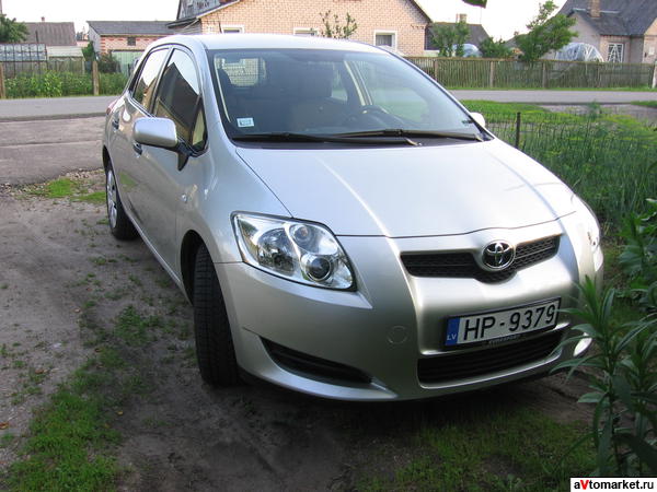 Toyota Auris 1.4 D-4D 2007.