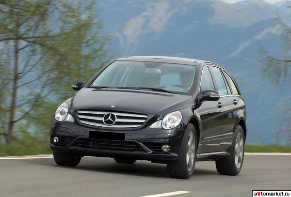 Mercedes SUV.