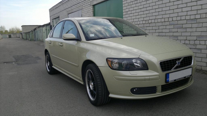 3 года на Вольво S40 T5 AWD
