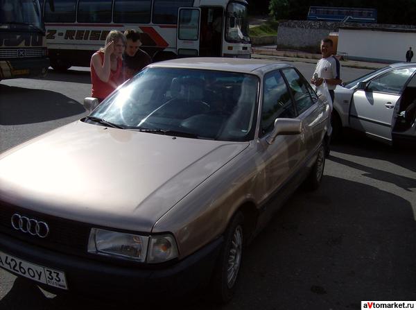 AUDI-80 B3.