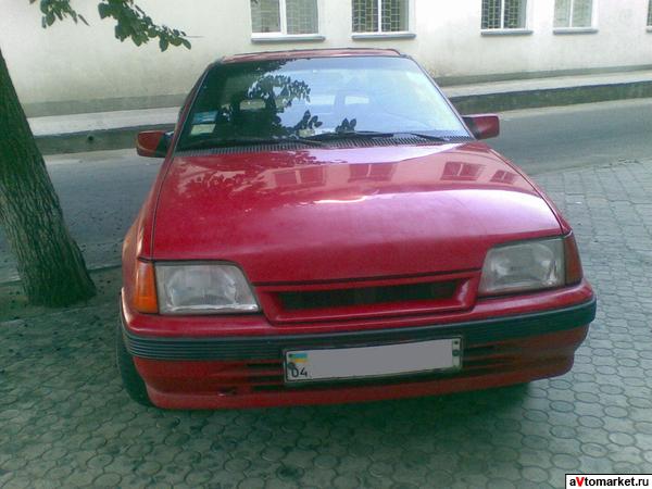 Opel Kadett E (C14NZ).