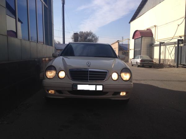 Дизельный Мерседес W210 E220 CDI. 2000г.в