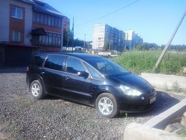 По плохим дорогам.