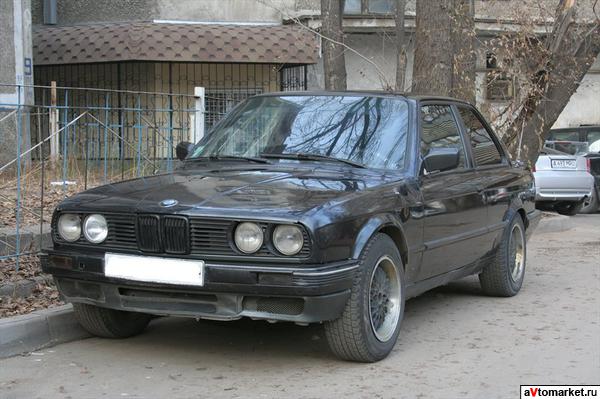 BMW 318iS.