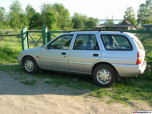 Купить Форд Эскорт 1994