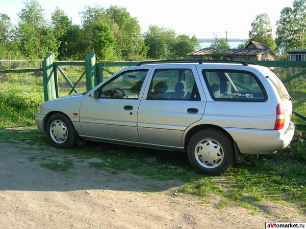 Отзыв Ford Escort Wagon 1.8 TD (1997 г.)