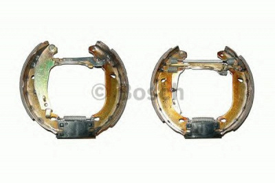 BOSCH 0204114012 -  Комплект тормозных колодок