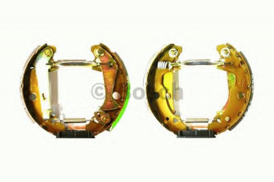 BOSCH 0204114024 -  Комплект тормозных колодок