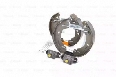 BOSCH 0204114043 -  Комплект тормозных колодок