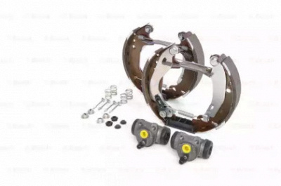 BOSCH 0204114046 -  Комплект тормозных колодок