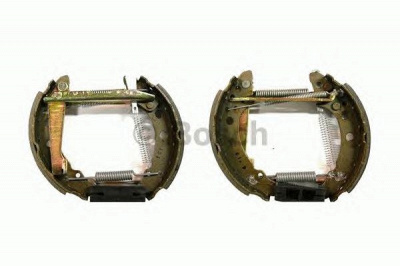 BOSCH 0204114052 -  Комплект тормозных колодок