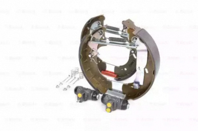 BOSCH 0204114103 -  Комплект тормозных колодок