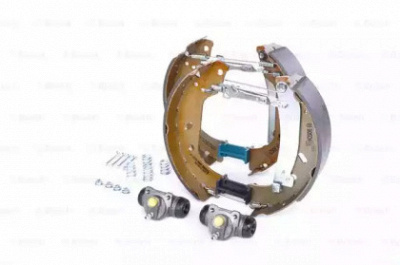 BOSCH 0204114112 -  Комплект тормозных колодок