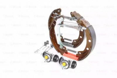 BOSCH 0204114154 -  Комплект тормозных колодок