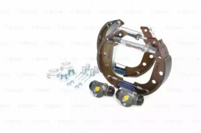 BOSCH 0204114205 -  Комплект тормозных колодок