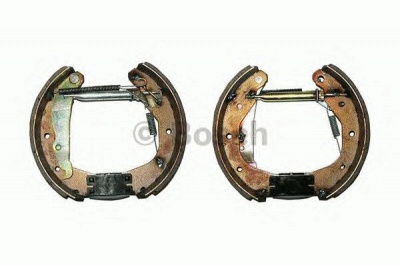 BOSCH 0204114515 -  Комплект тормозных колодок