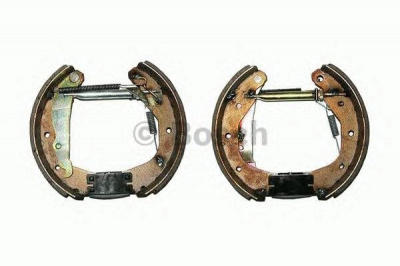 BOSCH 0204114519 -  Комплект тормозных колодок