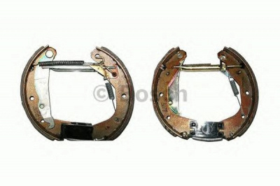 BOSCH 0204114522 -  Комплект тормозных колодок
