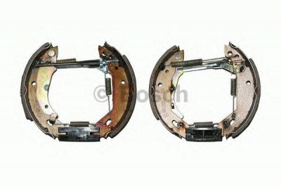 BOSCH 0204114523 -  Комплект тормозных колодок