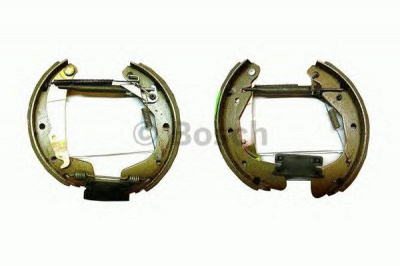 BOSCH 0204114581 -  Комплект тормозных колодок